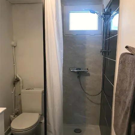 Petite Maison Avec Jardin Face בית נופש *