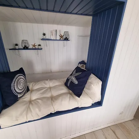 Petite Maison Avec Jardin Face Agon-Coutainville