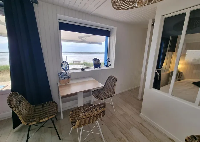 Petite Maison Avec Jardin Face *